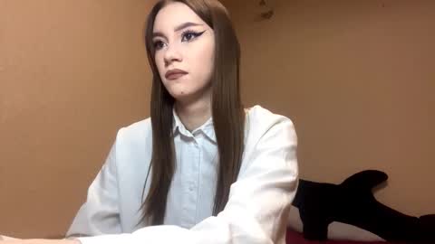 Ur Trisha online show from November 3, 2:10 pm