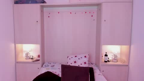 TRISHA online show from April 24, 4:48 am