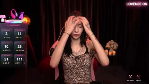 trix_void online show from November 4, 10:31 am