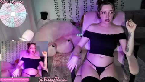 RixyRose online show from July 19, 11:34 am