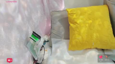 Anne Bebe online show from March 31, 11:49 pm