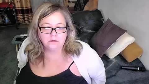 Lana online show from November 10, 9:26 am