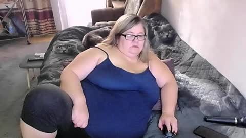 Lana online show from November 22, 4:15 am