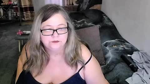 Lana online show from April 13, 8:26 am