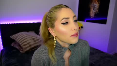 MayCarrey online show from February 7, 10:41 pm