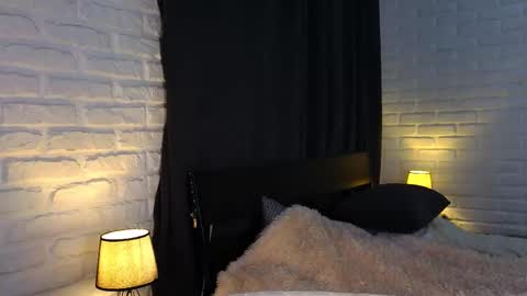 twinklefluff online show from October 8, 4:00 pm