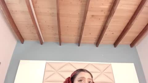 Twiggy online show from March 10, 2:15 am