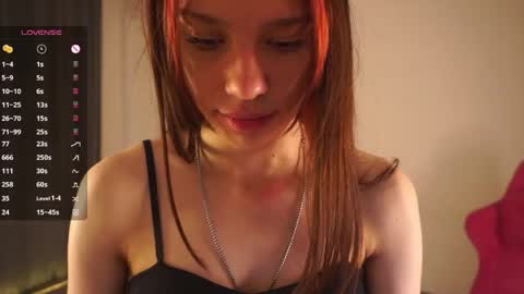 Lili online show from May 13, 7:30 pm