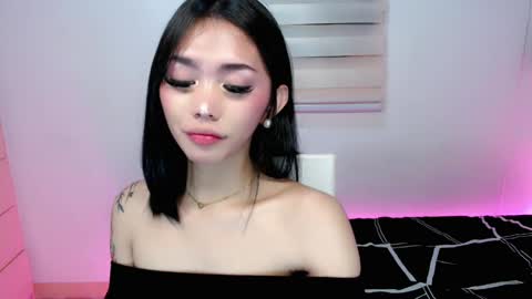 urbbgirl alliah online show from April 23, 2:30 pm