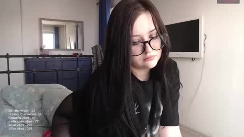 Snapshot of uminarin chatting on March 10, 7:00 am Julia online show from March 10, 7:00 am