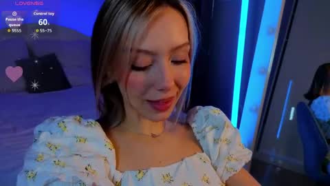 umpa_lummpa_ online show from April 24, 3:09 am