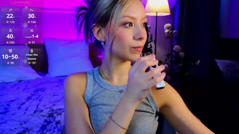 umpa_lummpa_ online show from April 22, 7:05 am