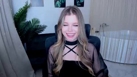 Alice online show from September 28, 6:35 pm