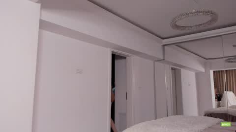 Silvia online show from April 23, 5:37 pm