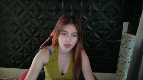 ur_prettyangel online show from April 24, 12:57 am