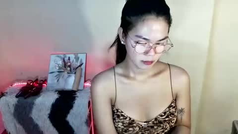 urasian_mary online show from April 22, 6:54 am