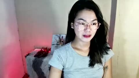 urasian_mary online show from April 17, 4:14 am