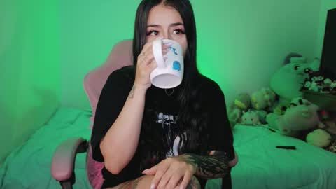 Danielle  online show from March 21, 10:09 am