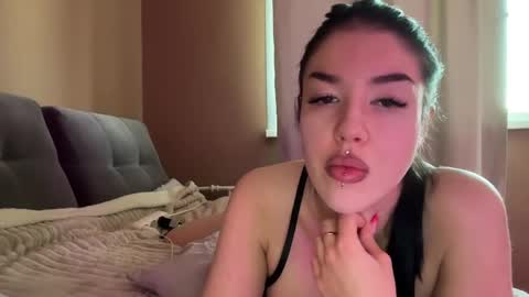 Snapshot of urdevilbaby chatting on March 8, 2:38 pm Margo online show from March 8, 2:38 pm