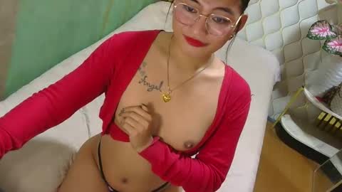 urdream_bride online show from March 21, 9:53 pm