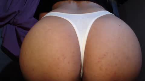 Snapshot of urlovely_hait chatting on March 1, 10:13 am Sham online show from March 1, 10:13 am