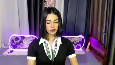 urlovely_jemma online show from April 22, 2:52 am