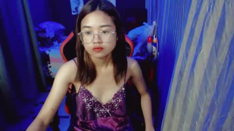 Snapshot of urlovelychinita chatting on January 22, 1:21 am urlovelychinita online show from January 22, 1:21 am