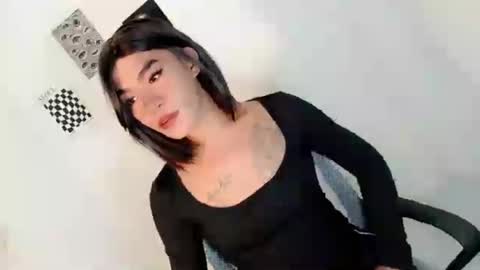 urseductive_mistress online show from July 22, 11:44 am