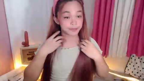 TYRA online show from September 24, 6:18 pm