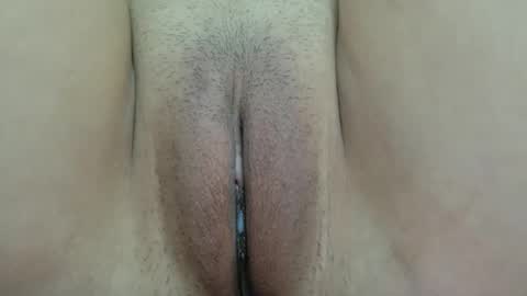 Snapshot of ursexy_pinay_skinny chatting on October 5, 10:20 am im jenny online show from October 5, 10:20 am