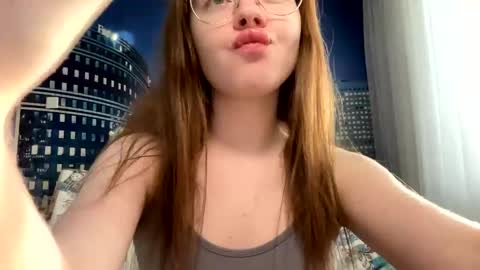 Snapshot of ursoulandheart chatting on January 7, 7:31 am Hannah online show from January 7, 7:31 am