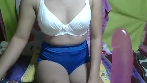 ursweet_funtasy online show from January 16, 5:09 pm