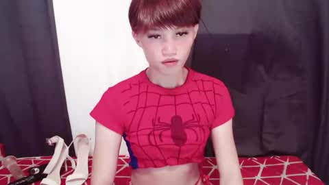 Snapshot of ursweetgirlsammy19 chatting on September 15, 10:23 am sammy the nughty girl who can make you happy online show from September 15, 10:23 am