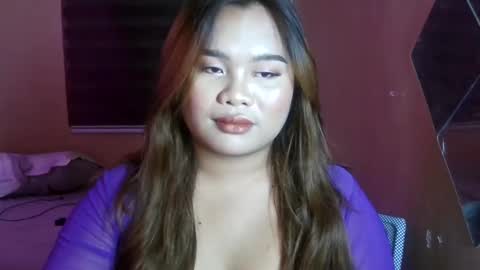 Bella Miles Olivia online show from April 6, 3:13 pm