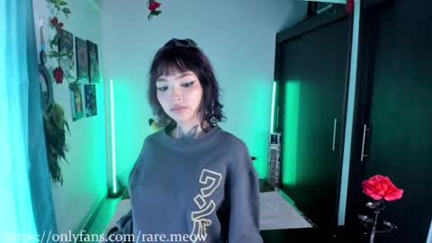 Snapshot of uryko_yor chatting on February 3, 5:56 pm online show from February 3, 5:56 pm
