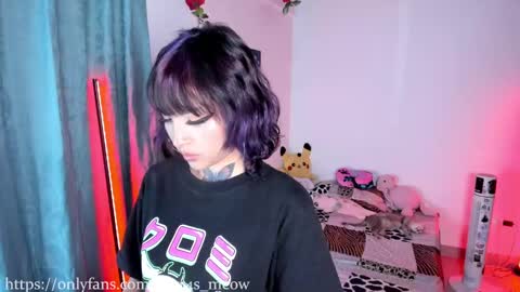 Snapshot of uryko_yor chatting on January 27, 11:22 pm online show from January 27, 11:22 pm