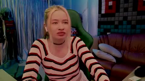 Leila online show from January 31, 8:29 pm