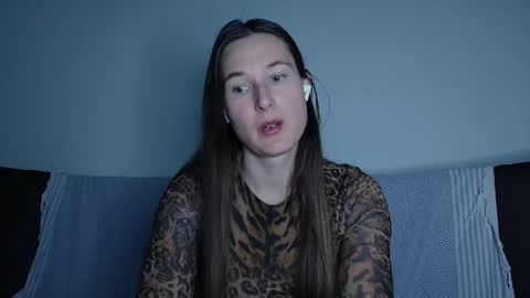 Valensiya online show from May 10, 6:10 pm