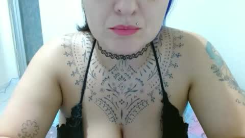 Vah Oliver online show from March 4, 8:59 pm