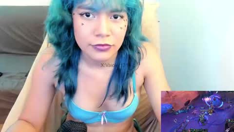 Snapshot of vaioletuwu chatting on September 30, 2:06 am Vaiolet1314 online show from September 30, 2:06 am
