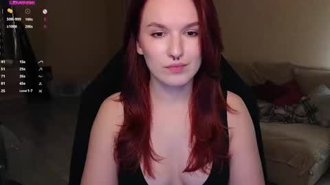 Snapshot of val_manson chatting on October 14, 8:00 pm Val online show from October 14, 8:00 pm