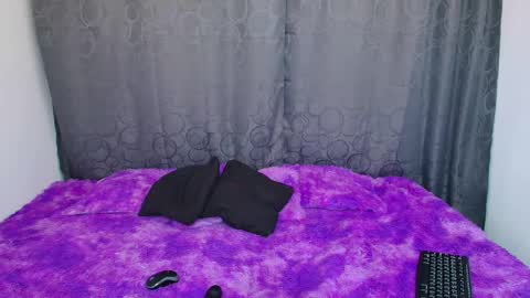Snapshot of valeentiinaa_ chatting on March 2, 2:08 am VALENTINA online show from March 2, 2:08 am