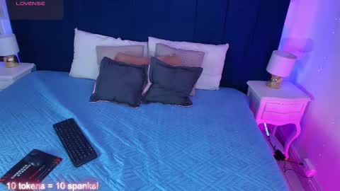 Snapshot of valeery_gomez chatting on October 16, 7:49 pm Tifanny online show from October 16, 7:49 pm