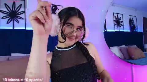 Snapshot of valeery_gomez chatting on October 14, 8:11 pm Tifanny online show from October 14, 8:11 pm