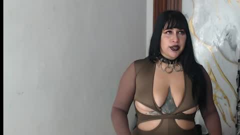 valen_ross7 online show from June 11, 5:43 pm