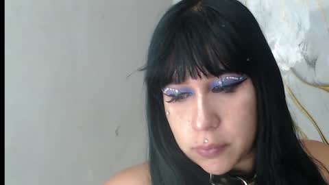 valen_ross7 online show from April 28, 7:45 am