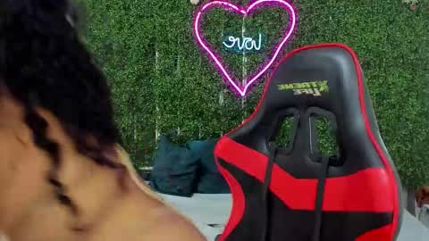 Valentina online show from December 1, 9:39 pm