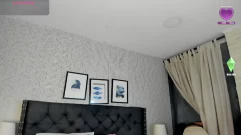 Valen online show from May 19, 11:28 am