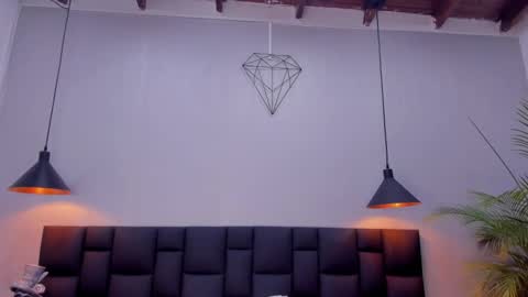 Valentina  Dolls online show from September 20, 1:38 am