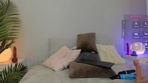 VALENTINA  online show from October 22, 11:43 pm